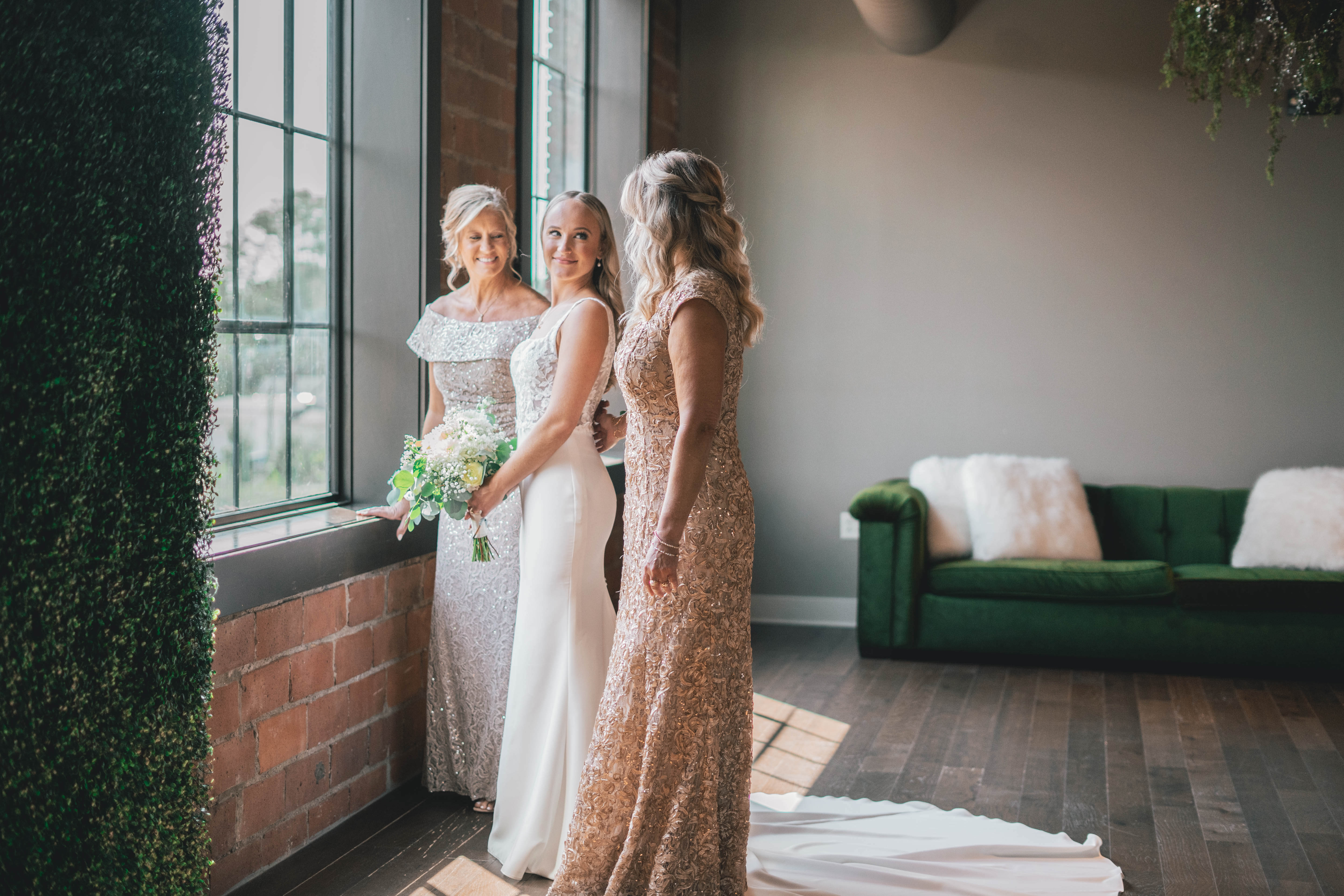 horizontal Weddings 17